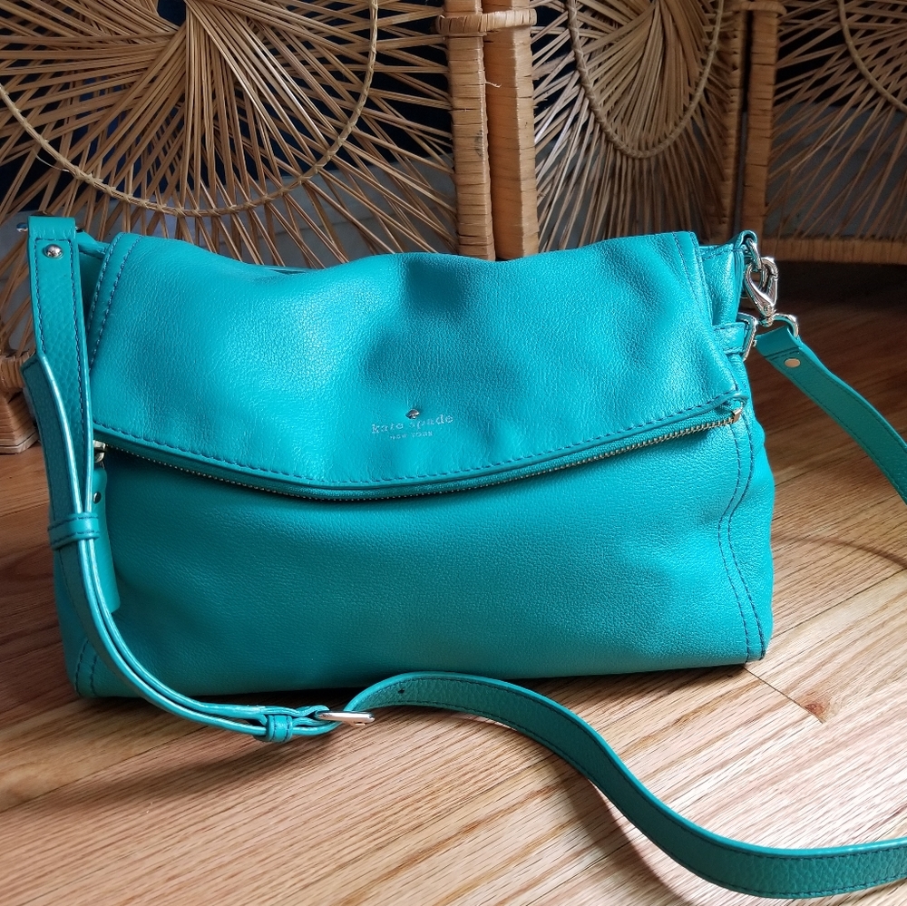 Stunning Turquoise Kate Spade Crossbody Purse